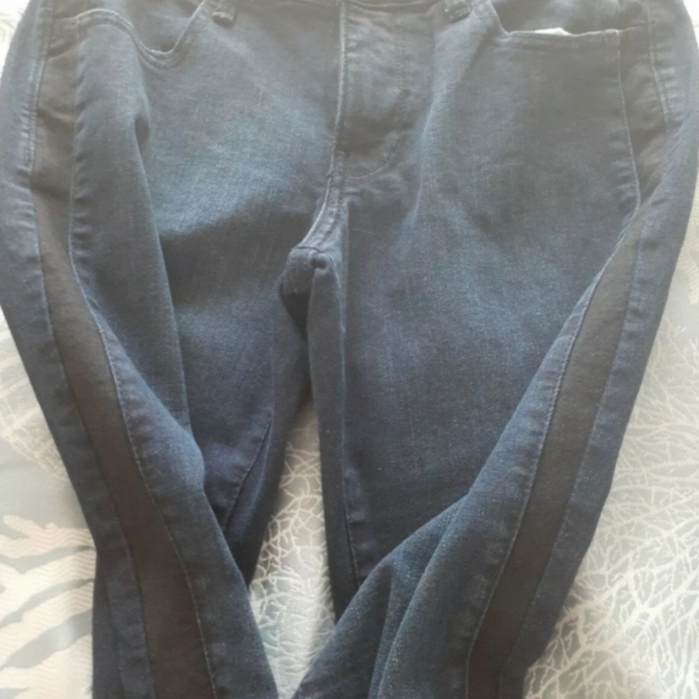 Old Navy Women's Size 8 The Rockstar Jeans Tuxedo